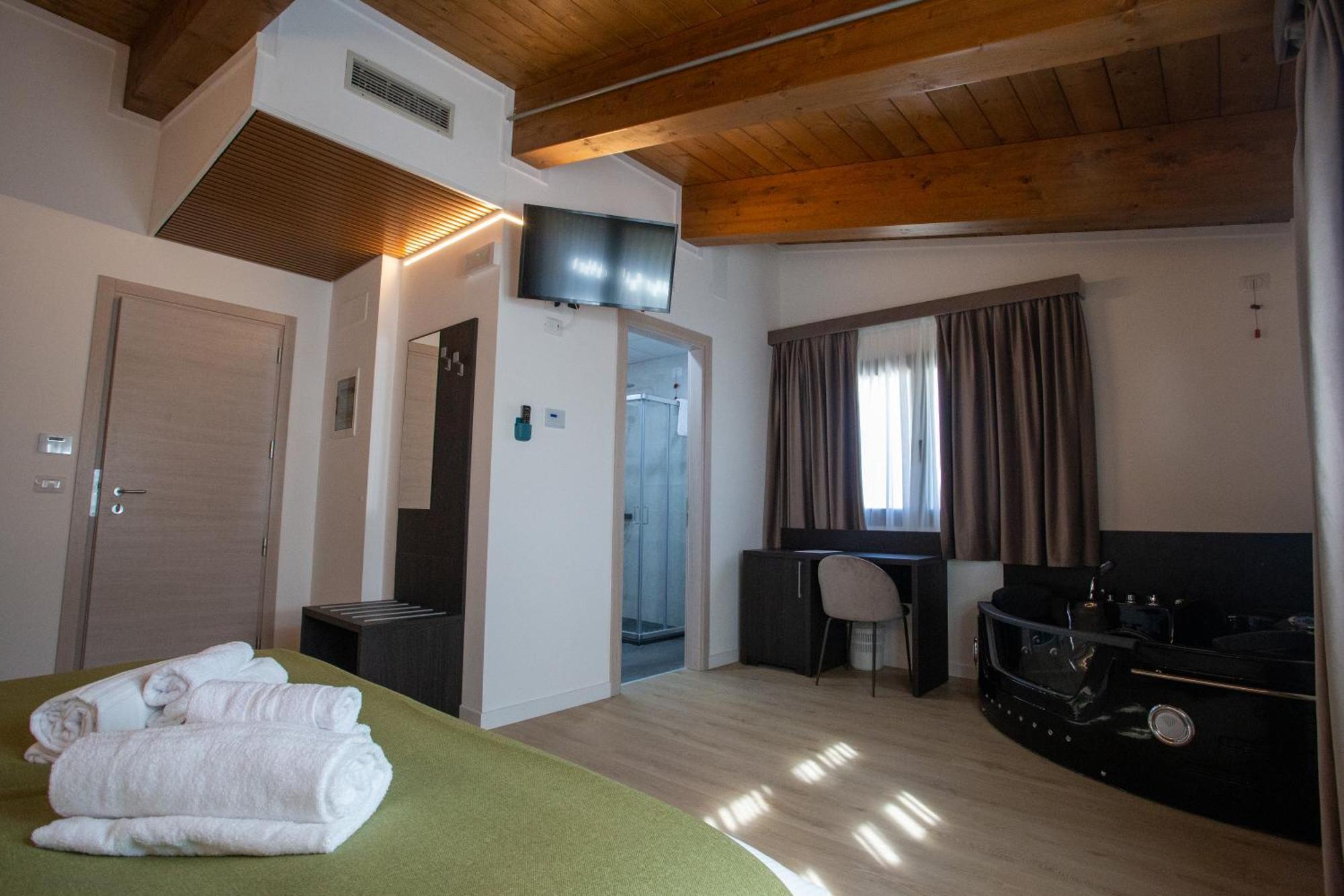 Il Castagneto Otel Amatrice Dış mekan fotoğraf